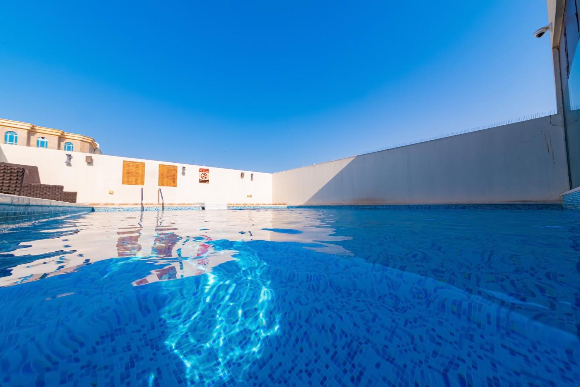 Saraya Palace Hotel Doha Exterior foto